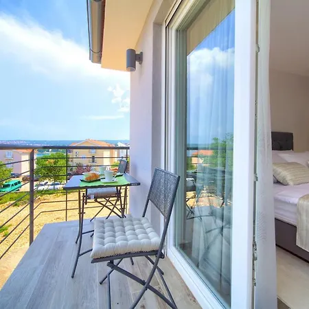 Vista Deluxe Apartament *
