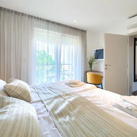 Vista Deluxe * مالينسكا