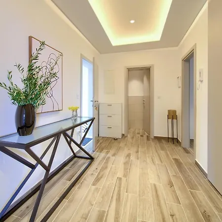 Vista Deluxe Апартаменты Малинска
